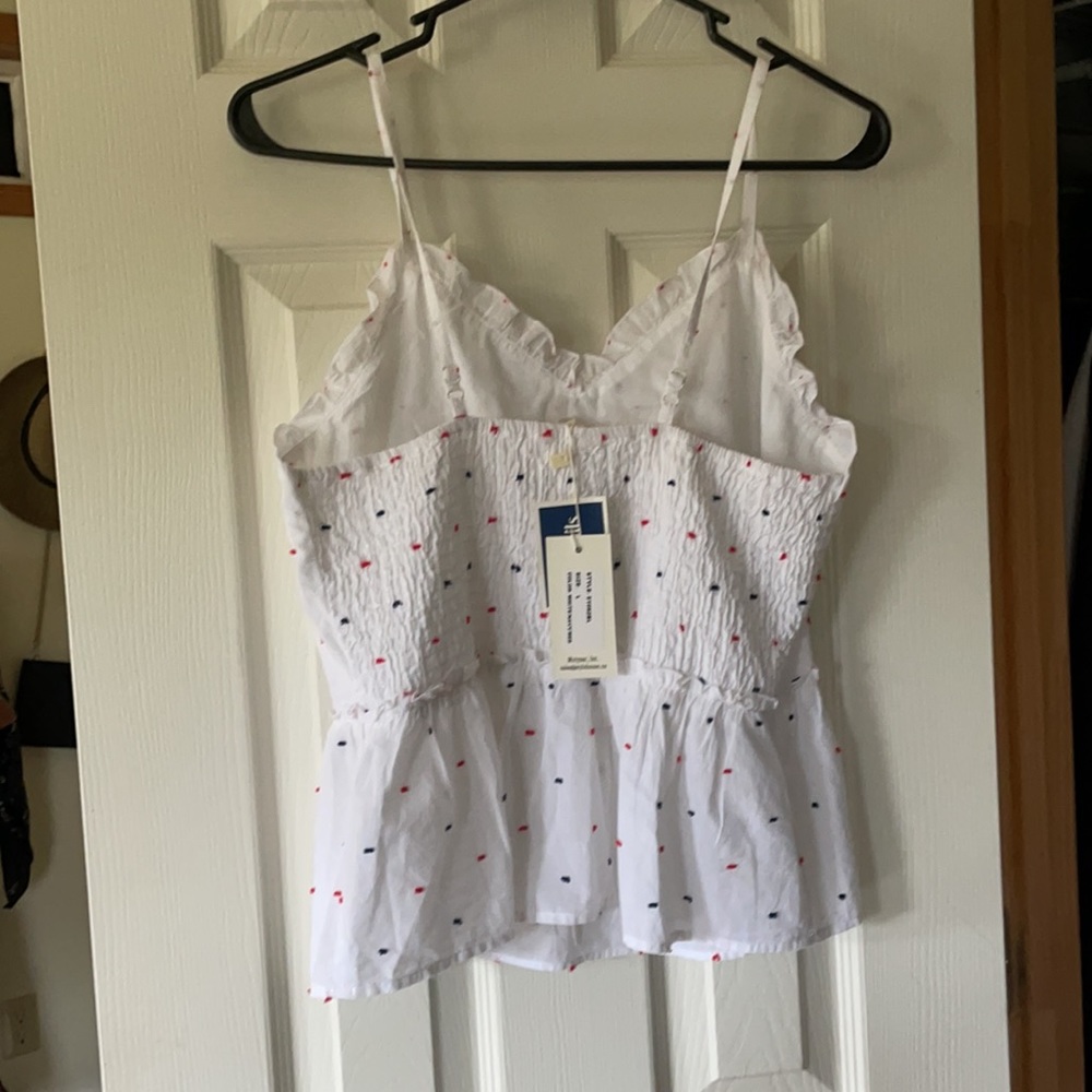 Pristine white cami! - Picture 2 of 3